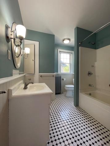 809 Edgewood Avenue New Haven CT 06515