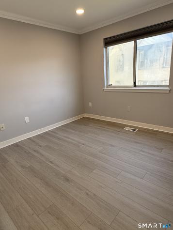 33 Pleasant Street Stamford CT 06901