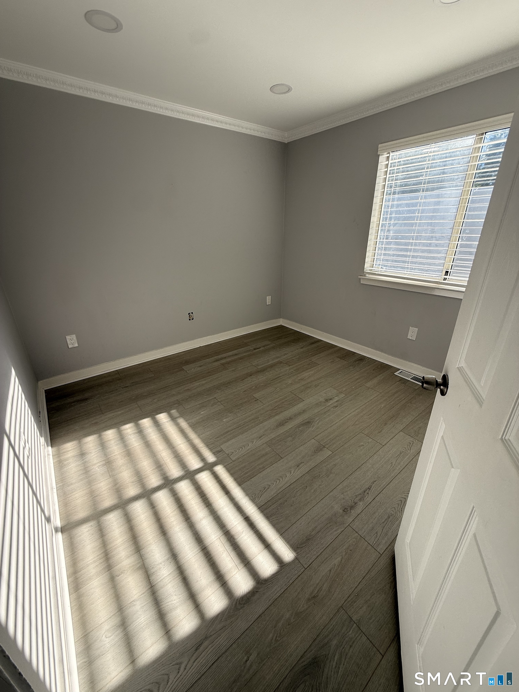 33 Pleasant Street Stamford CT 06901