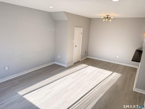 33 Pleasant Street Stamford CT 06901