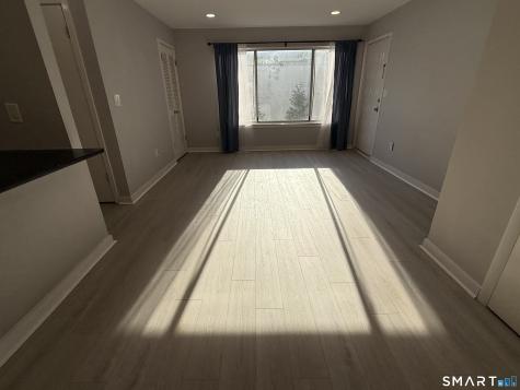 33 Pleasant Street Stamford CT 06901