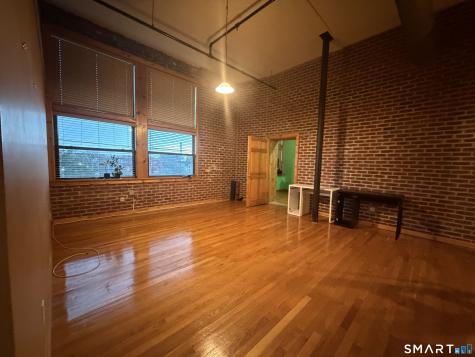 325 Myrtle Avenue Bridgeport CT 06604