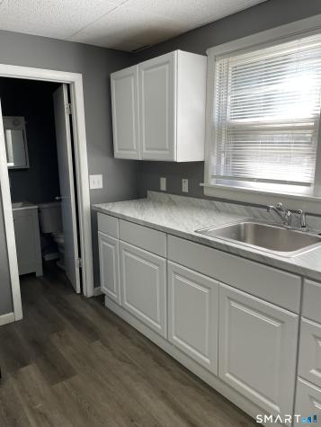 21 Edwards Street Waterbury CT 06708