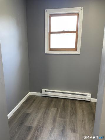 21 Edwards Street Waterbury CT 06708