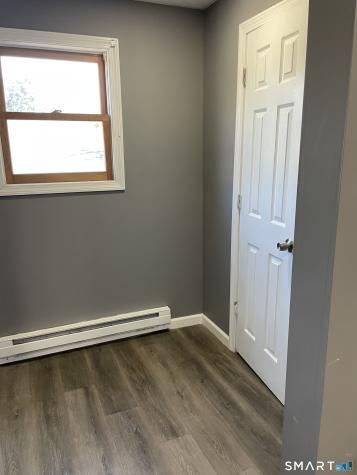 21 Edwards Street Waterbury CT 06708
