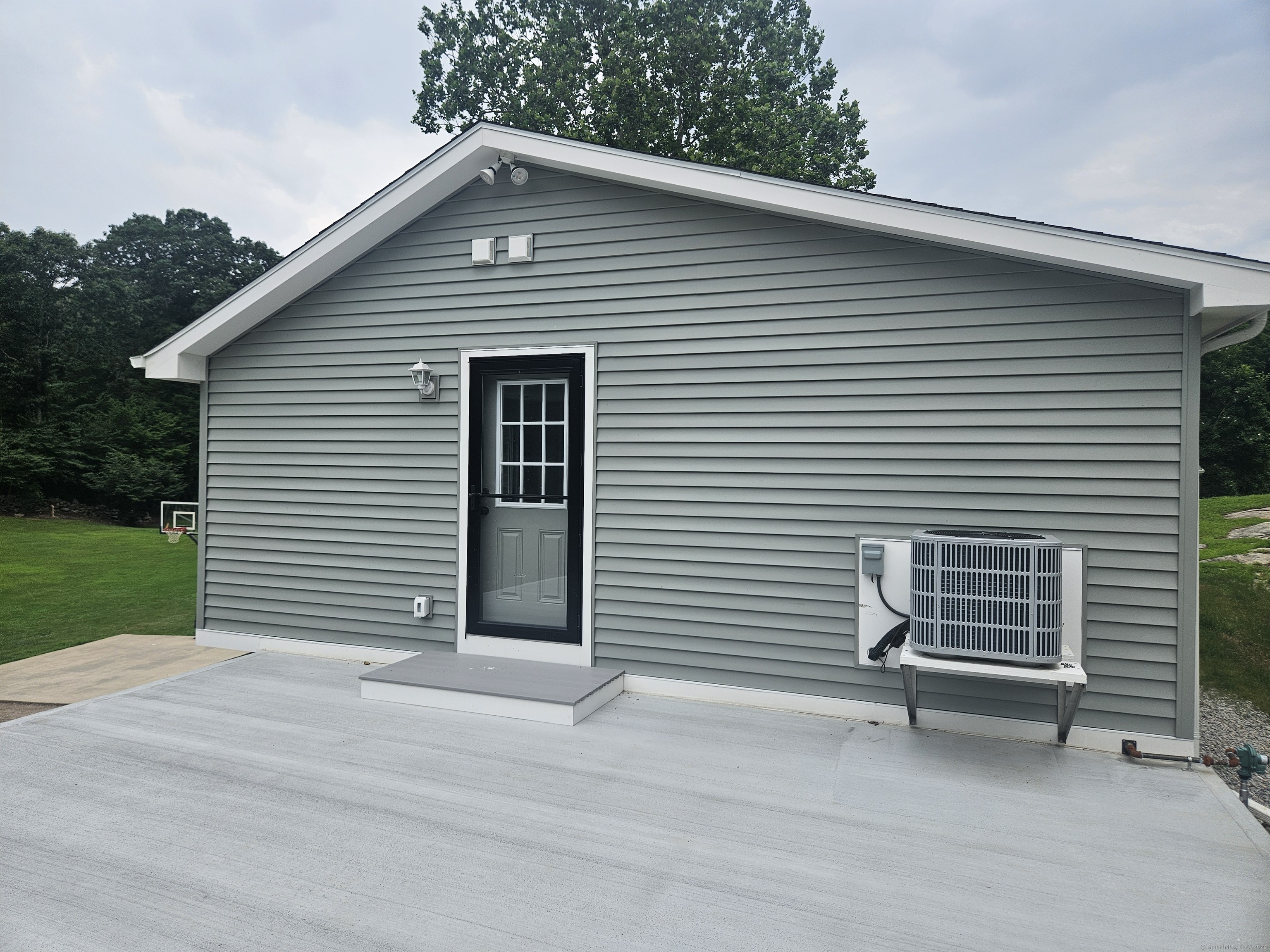 382 Flanders Road Stonington CT 06378