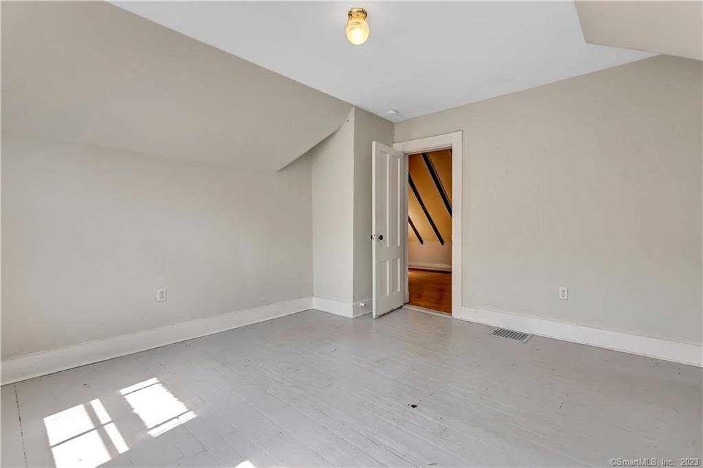 28 Edwards Street New Haven CT 06511