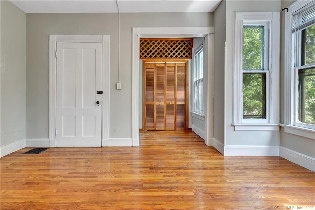 28 Edwards Street New Haven CT 06511