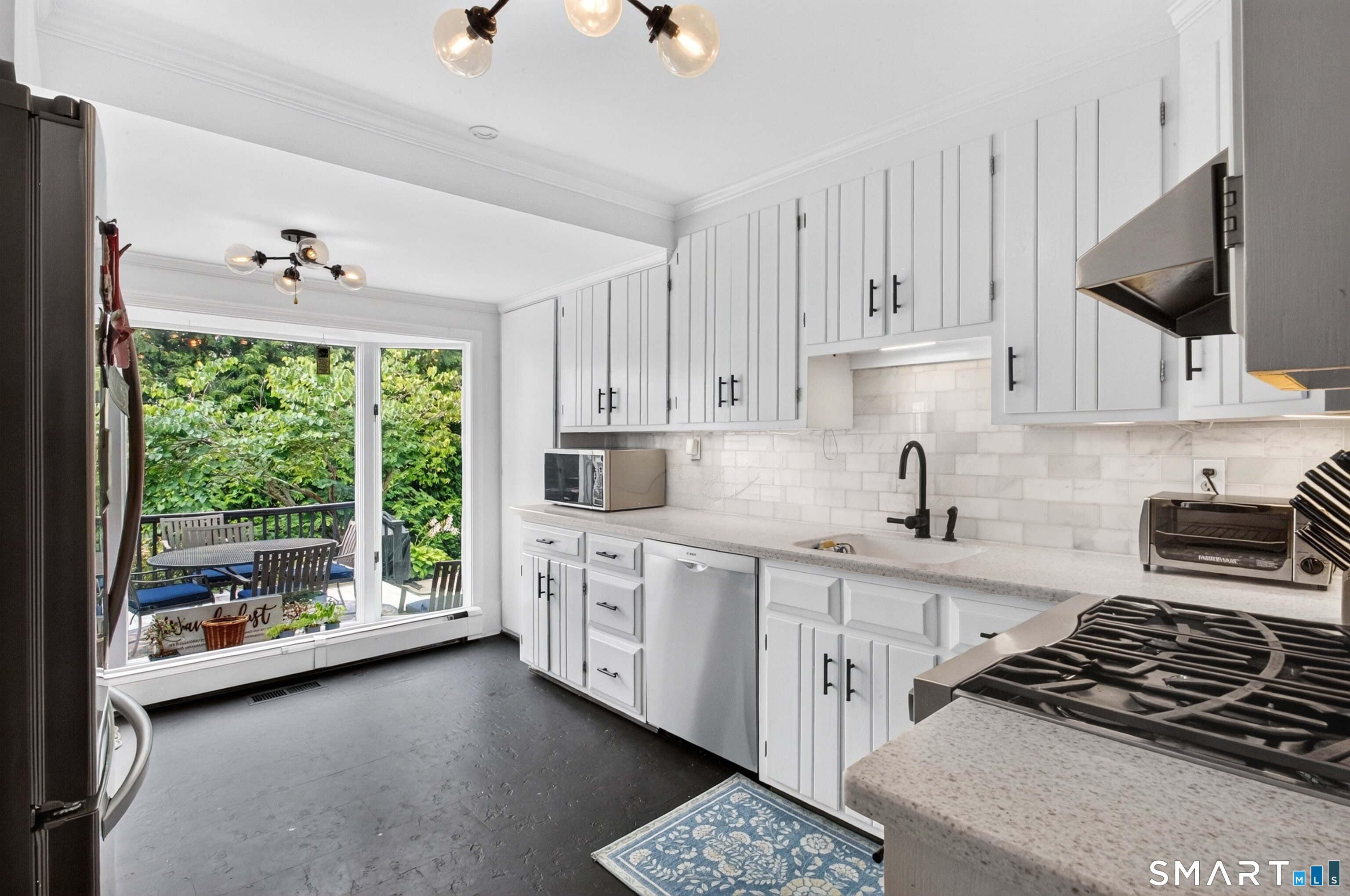 86 Benson Place Fairfield CT 06824
