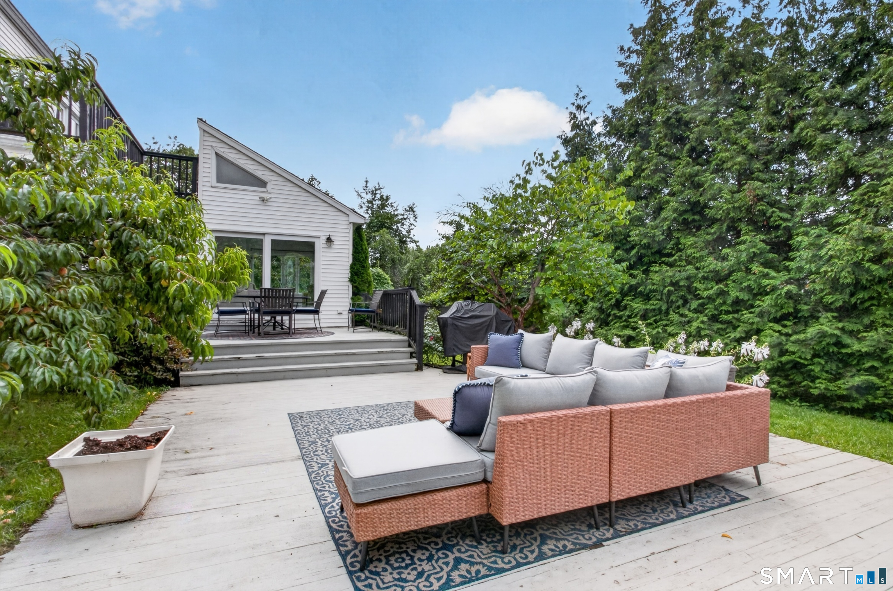 86 Benson Place Fairfield CT 06824
