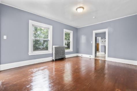 1105 North Main Street Waterbury CT 06704
