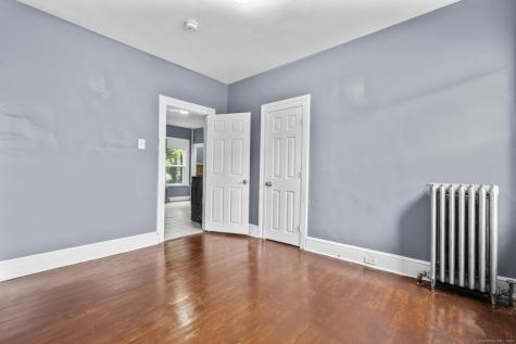 1105 North Main Street Waterbury CT 06704