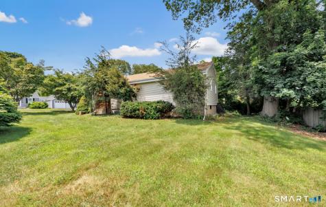 82 Crown Street Trumbull CT 06611