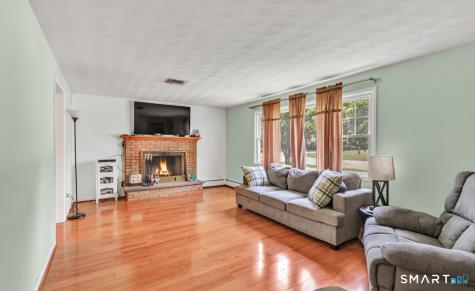 82 Crown Street Trumbull CT 06611
