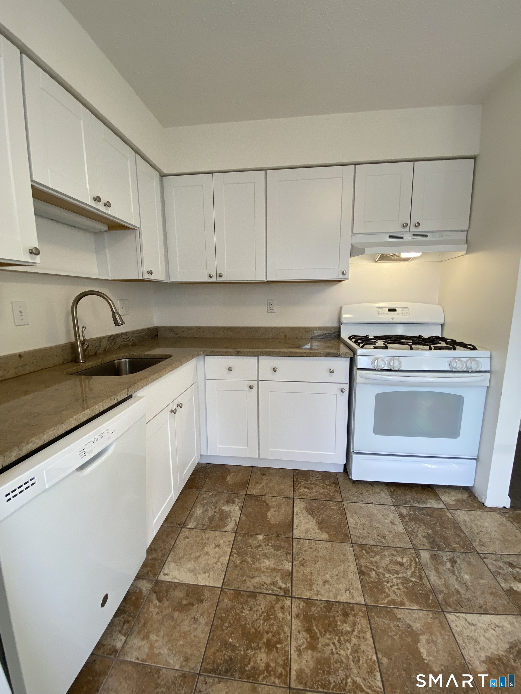 108 Seaside Avenue Milford CT 06460