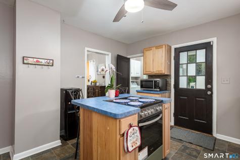165 Oak Street Manchester CT 06040