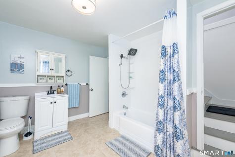 165 Oak Street Manchester CT 06040