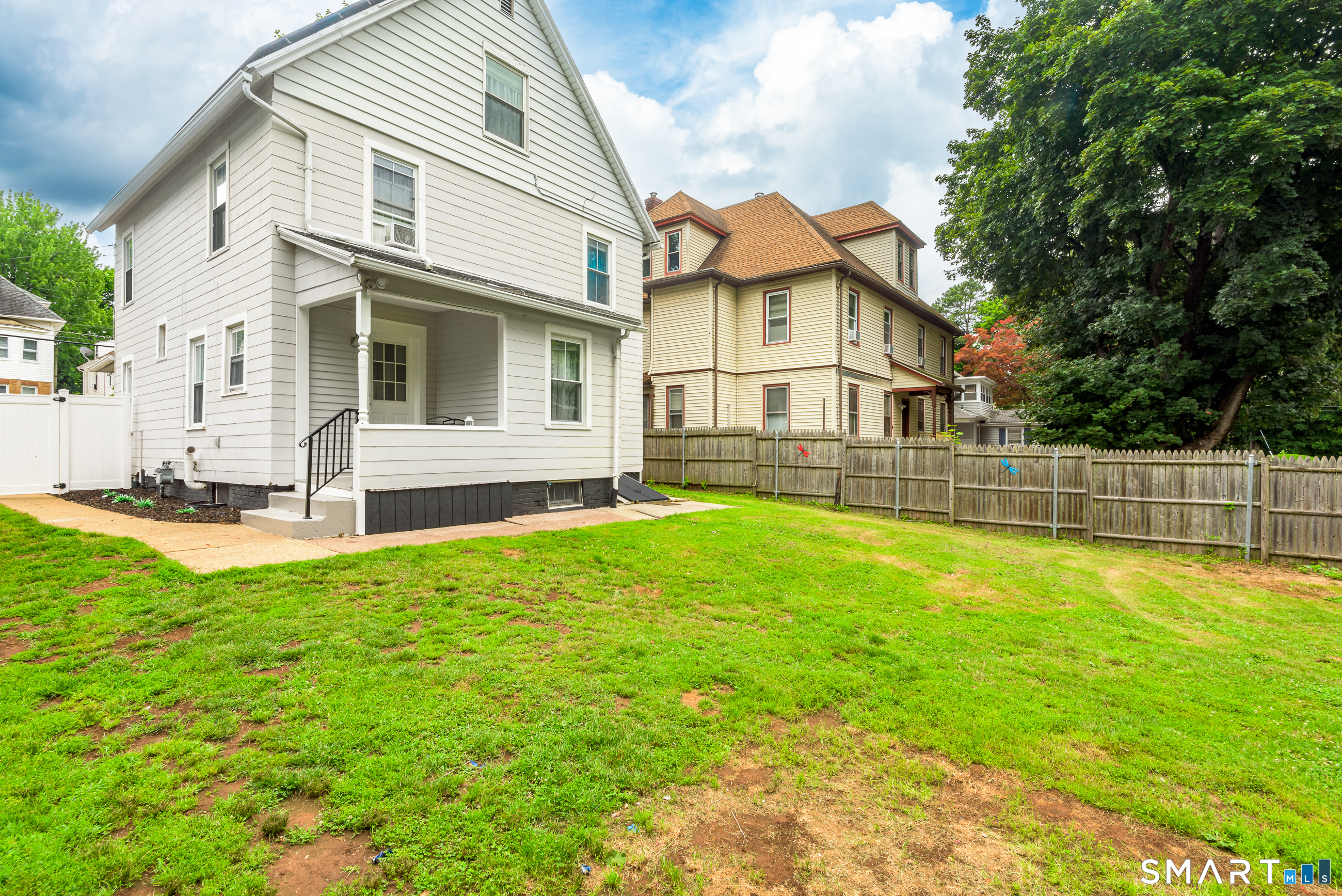 165 Oak Street Manchester CT 06040