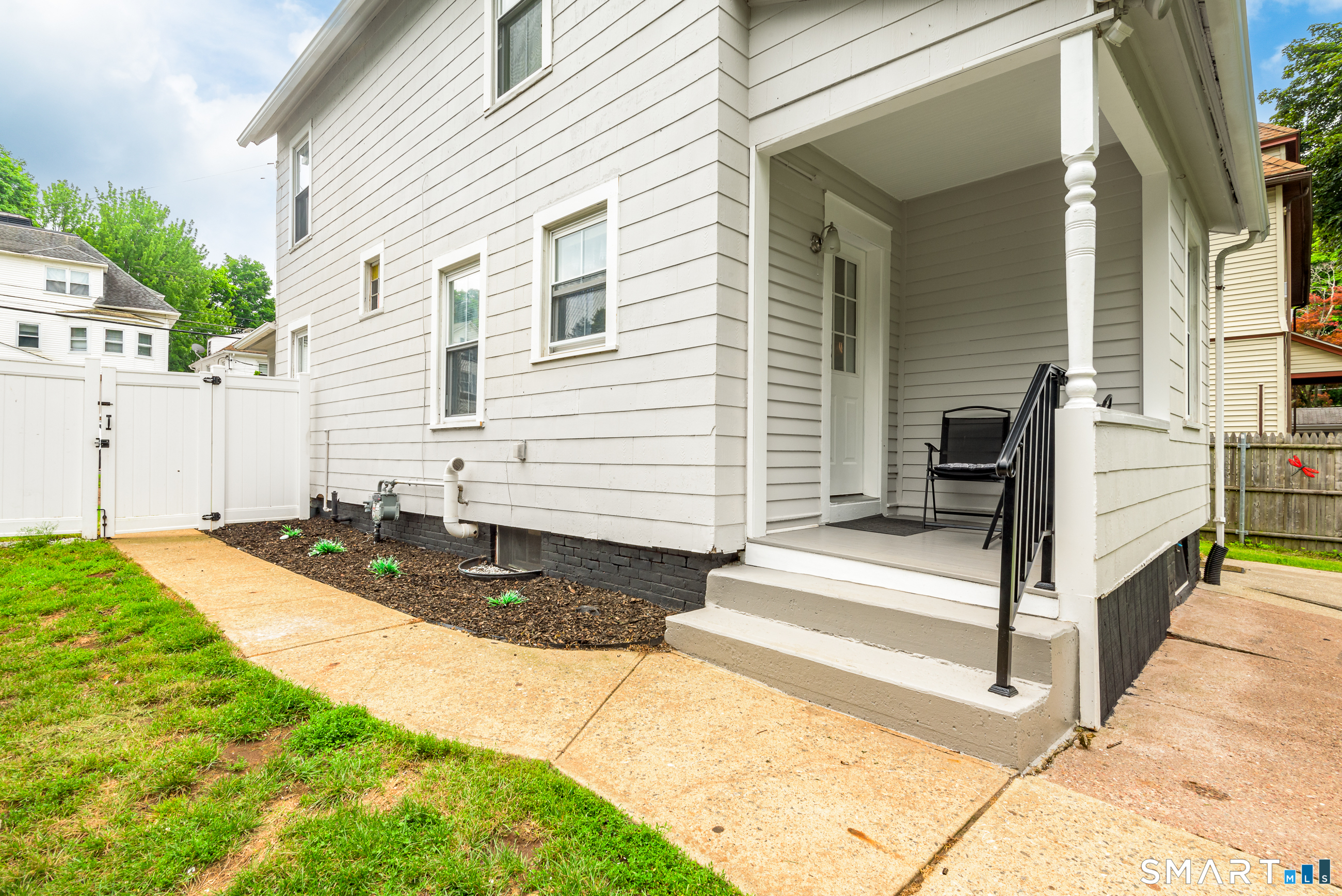 165 Oak Street Manchester CT 06040