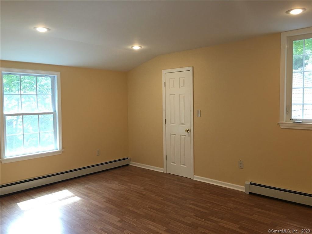11 Fernwood Road Avon CT 06001