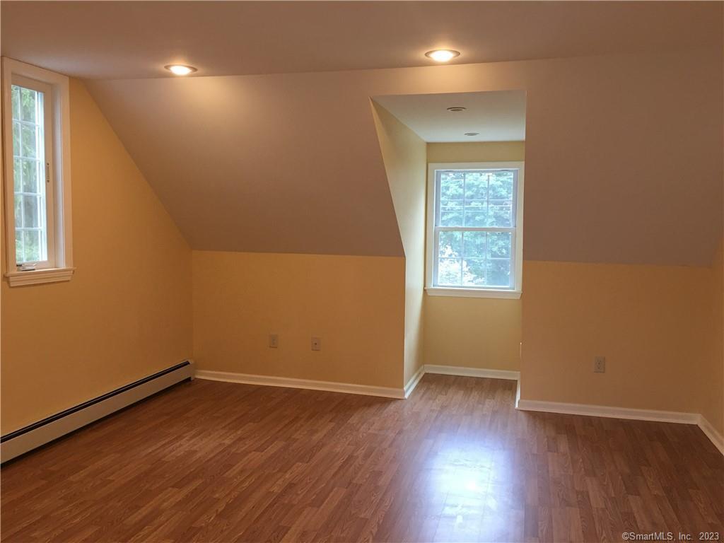 11 Fernwood Road Avon CT 06001