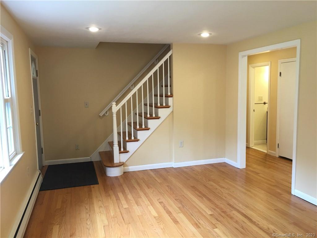 11 Fernwood Road Avon CT 06001