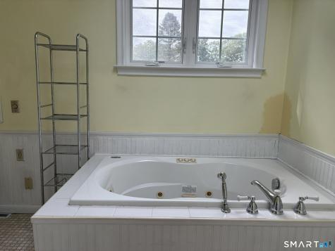 816 Indian Hill Road Orange CT 06477
