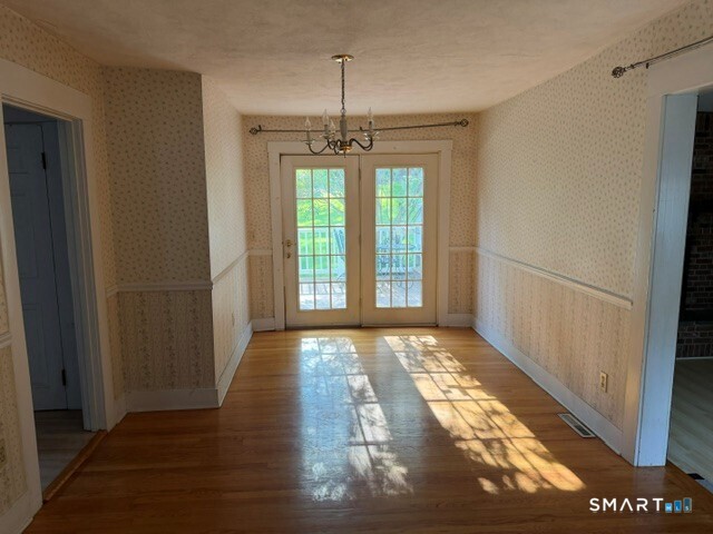 816 Indian Hill Road Orange CT 06477