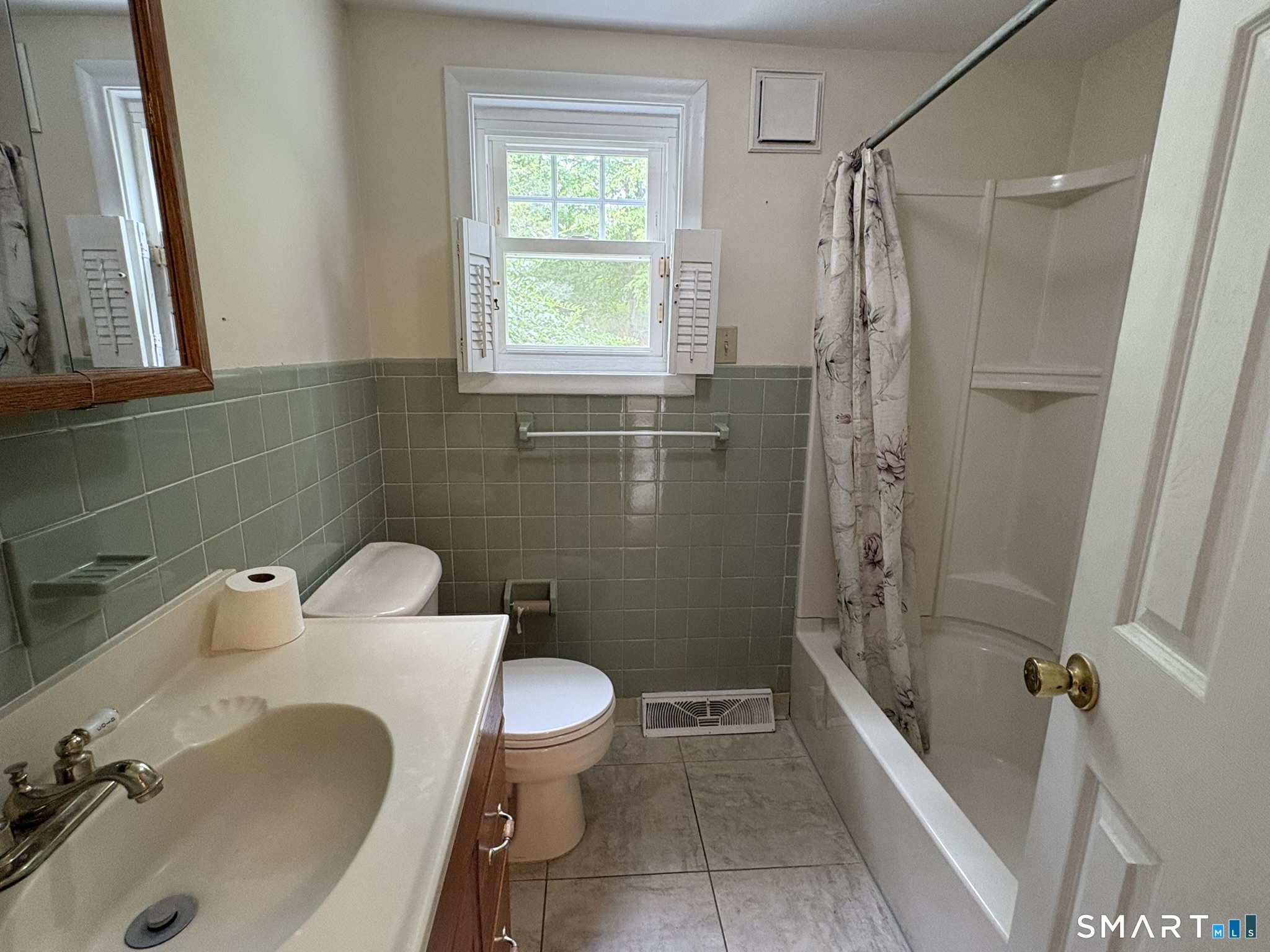 816 Indian Hill Road Orange CT 06477