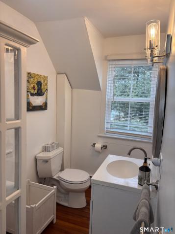 11 Uncas Road East Lyme CT 06357