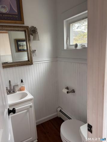 11 Uncas Road East Lyme CT 06357