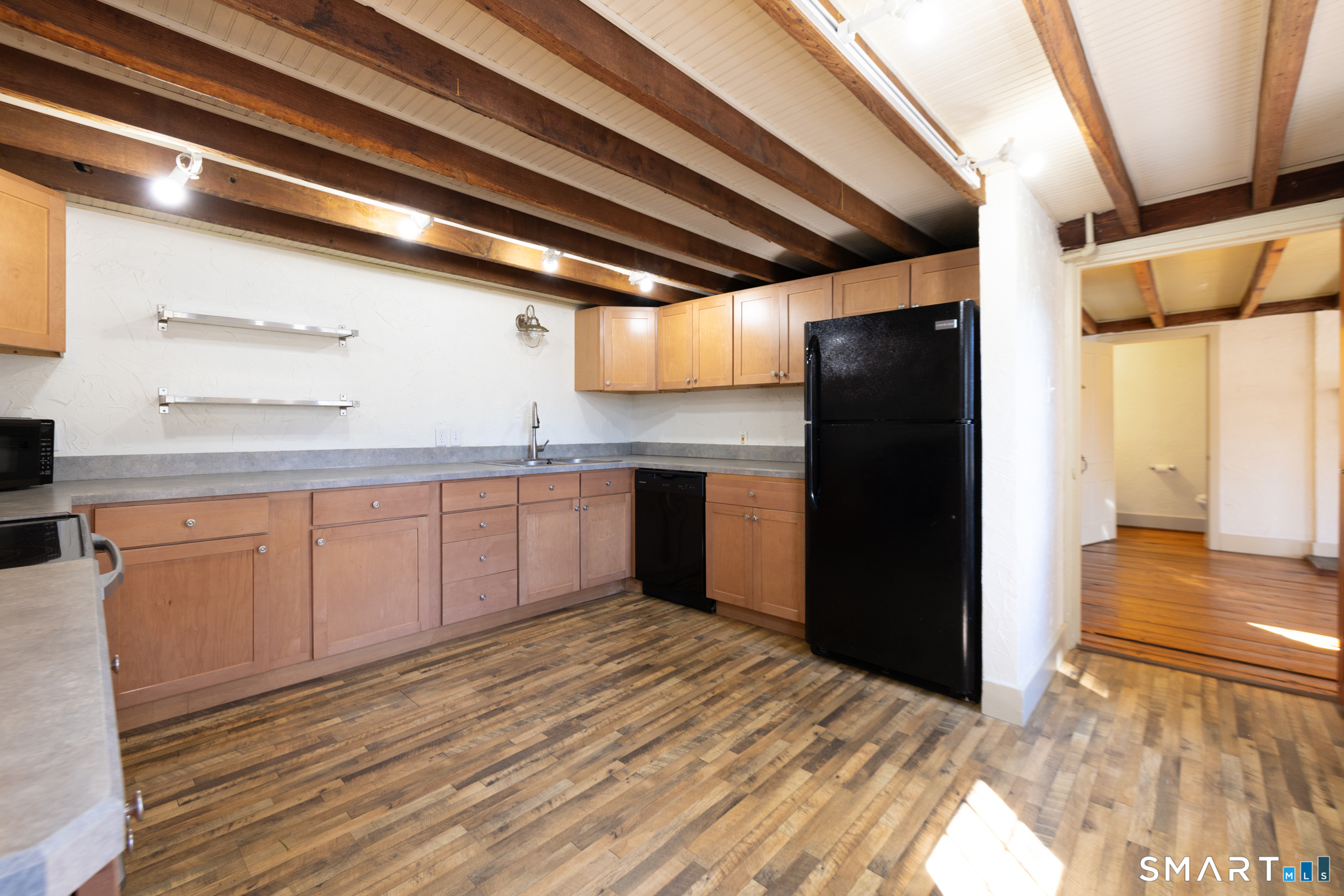 1187 Mount Carmel Avenue North Haven CT 06518