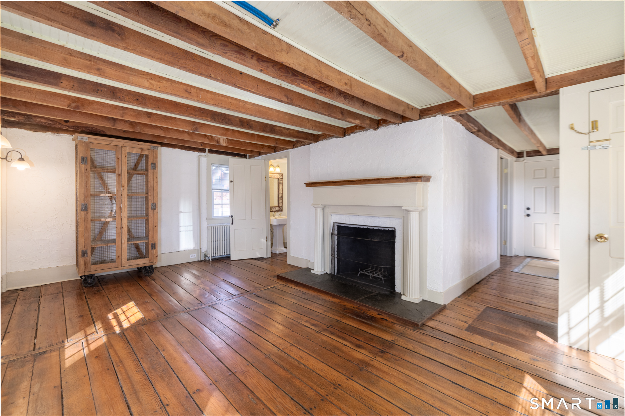 1187 Mount Carmel Avenue North Haven CT 06518