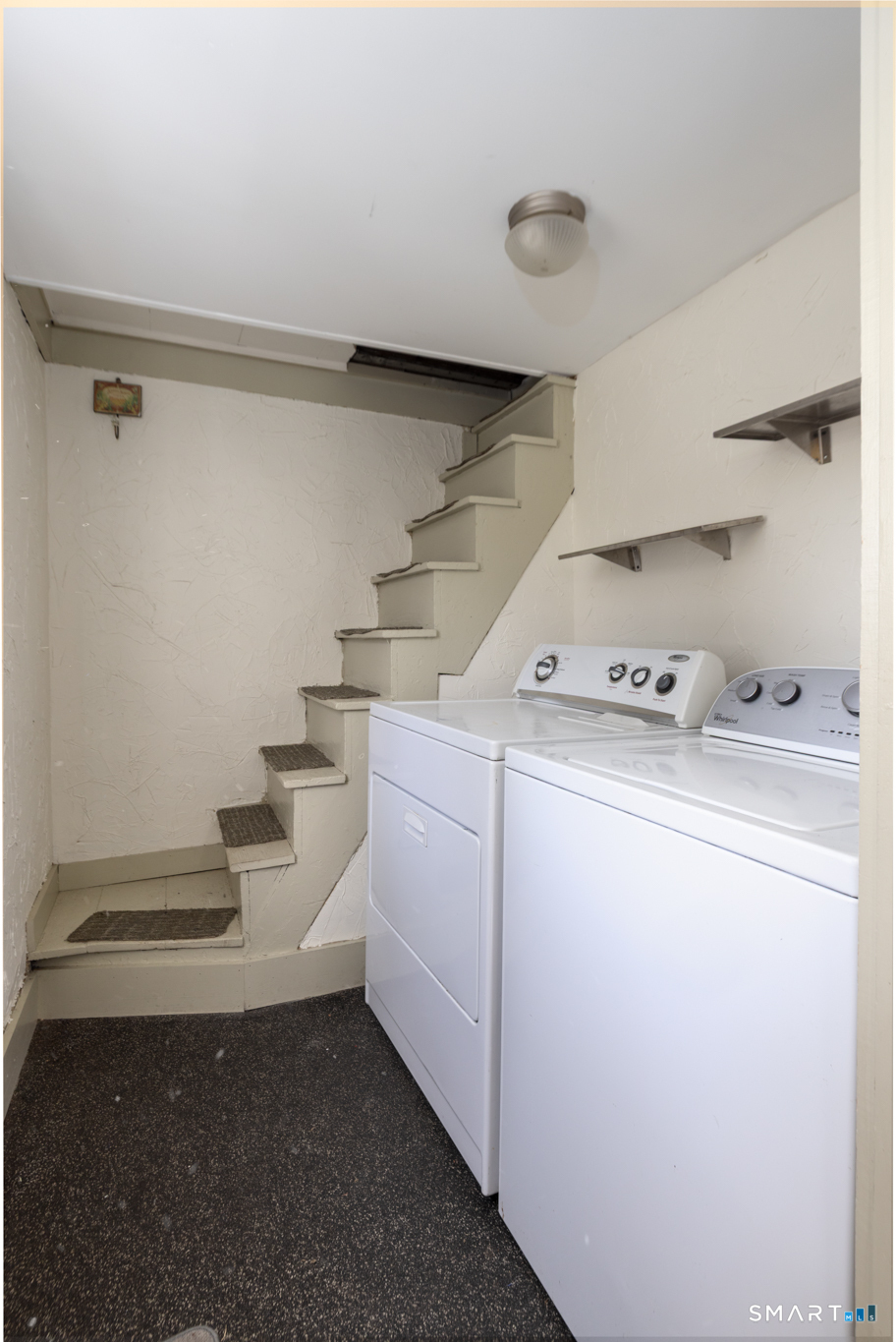 1187 Mount Carmel Avenue North Haven CT 06518