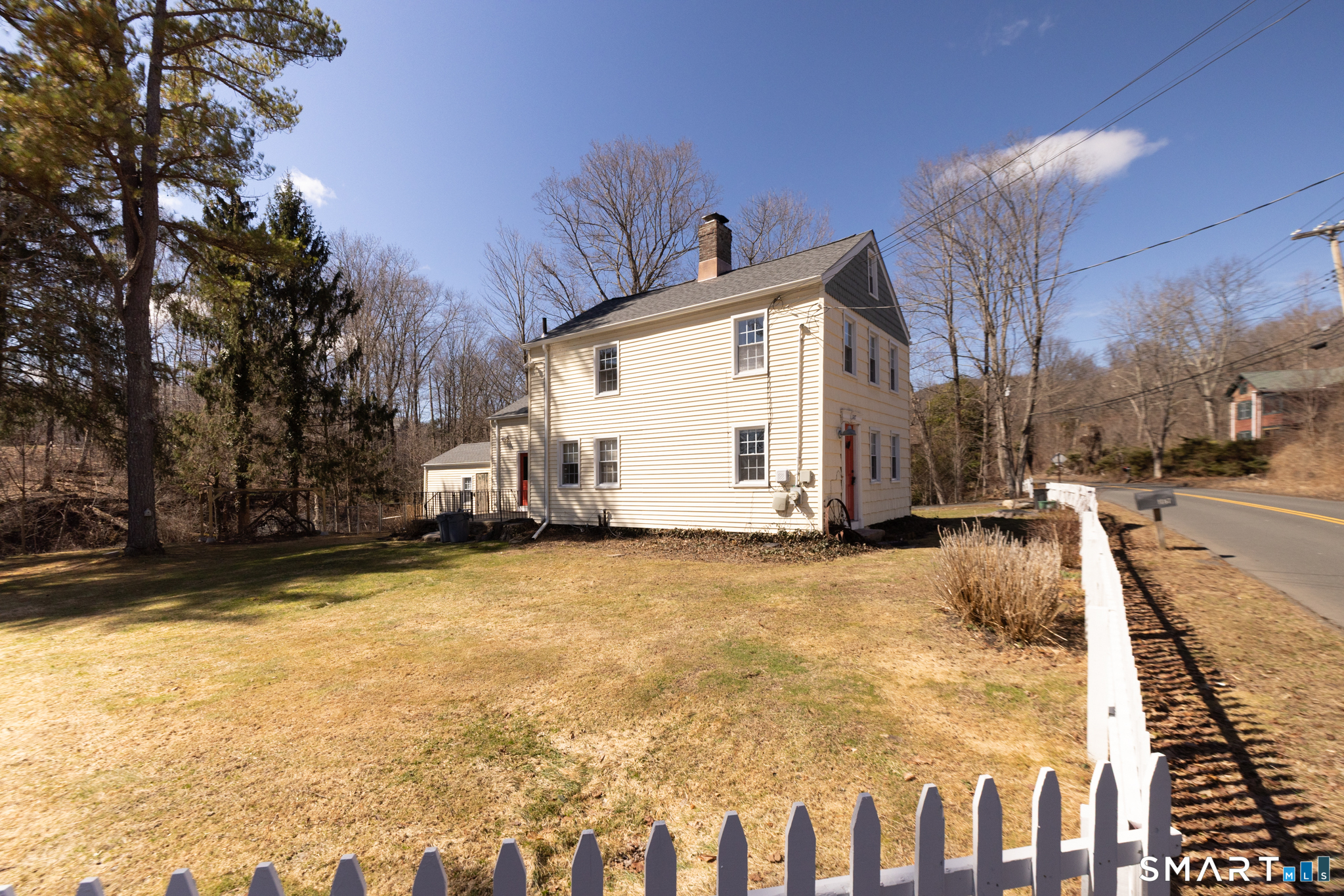 1187 Mount Carmel Avenue North Haven CT 06518