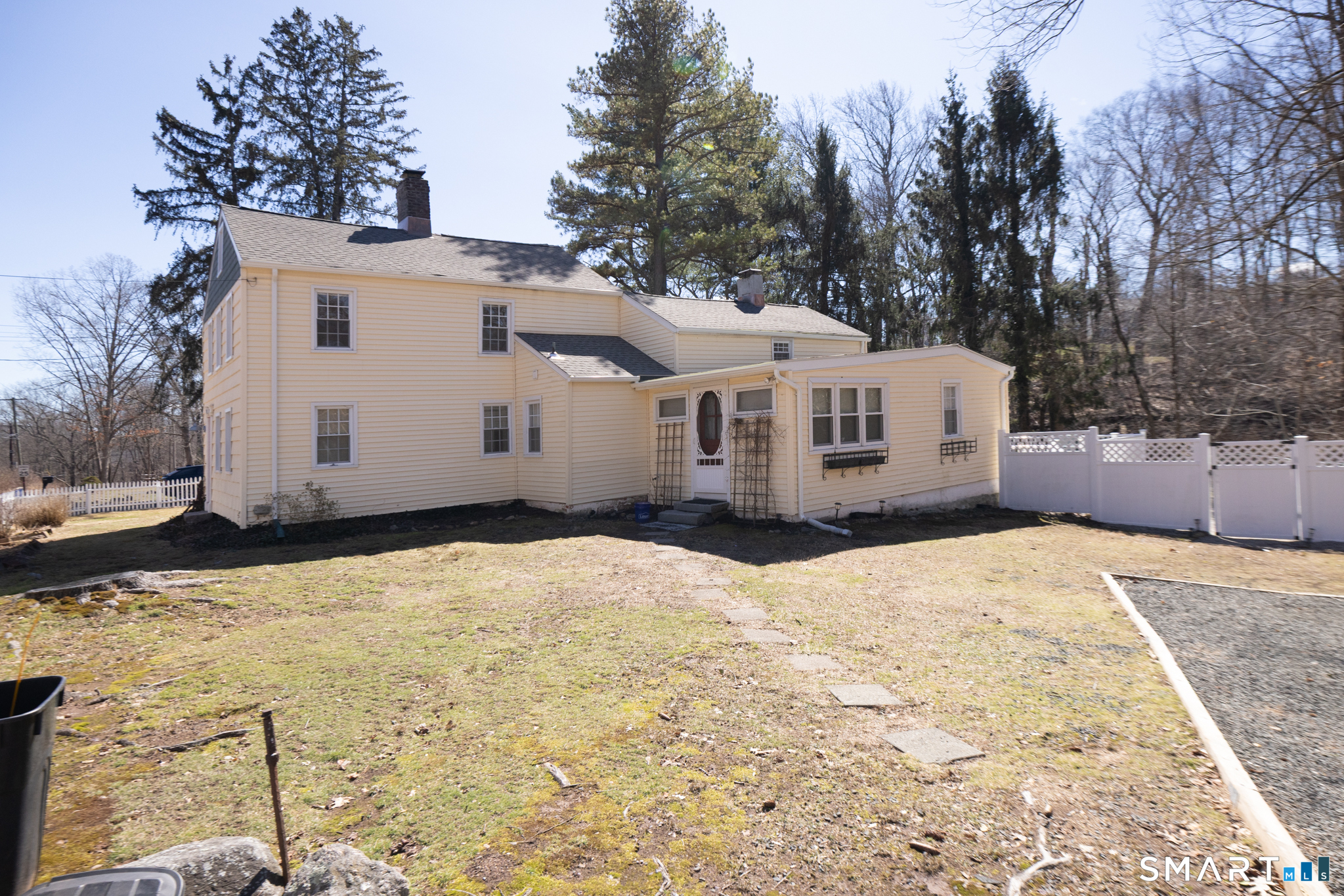 1187 Mount Carmel Avenue North Haven CT 06518