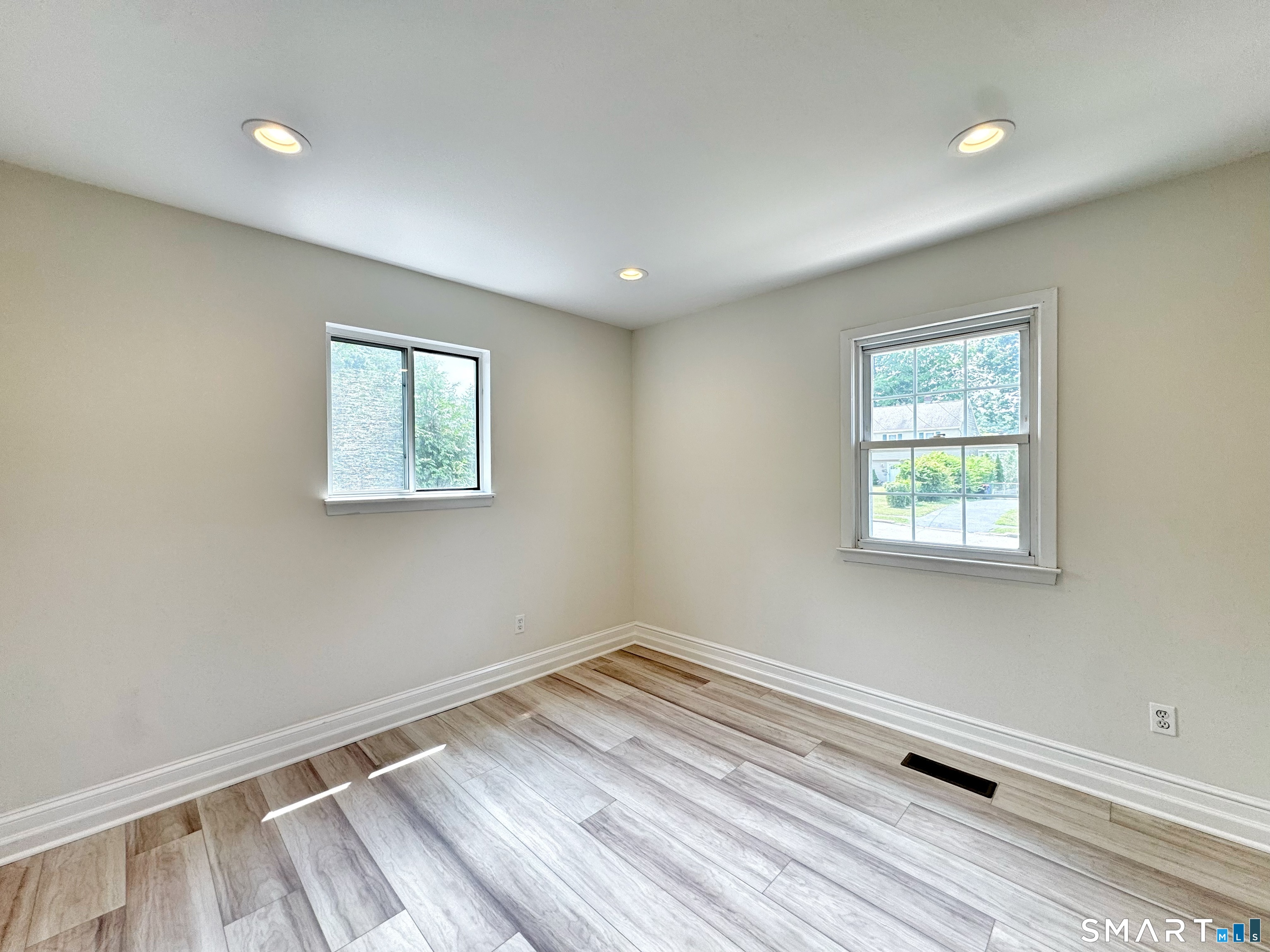 10 Harvann Road Norwalk CT 06850