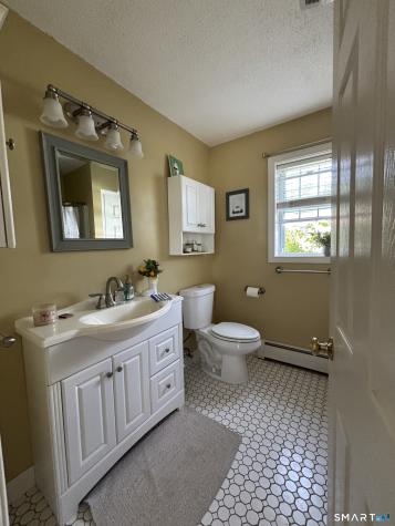 10 Park Meadow New Hartford CT 06057