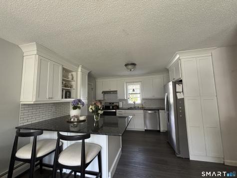 10 Park Meadow New Hartford CT 06057