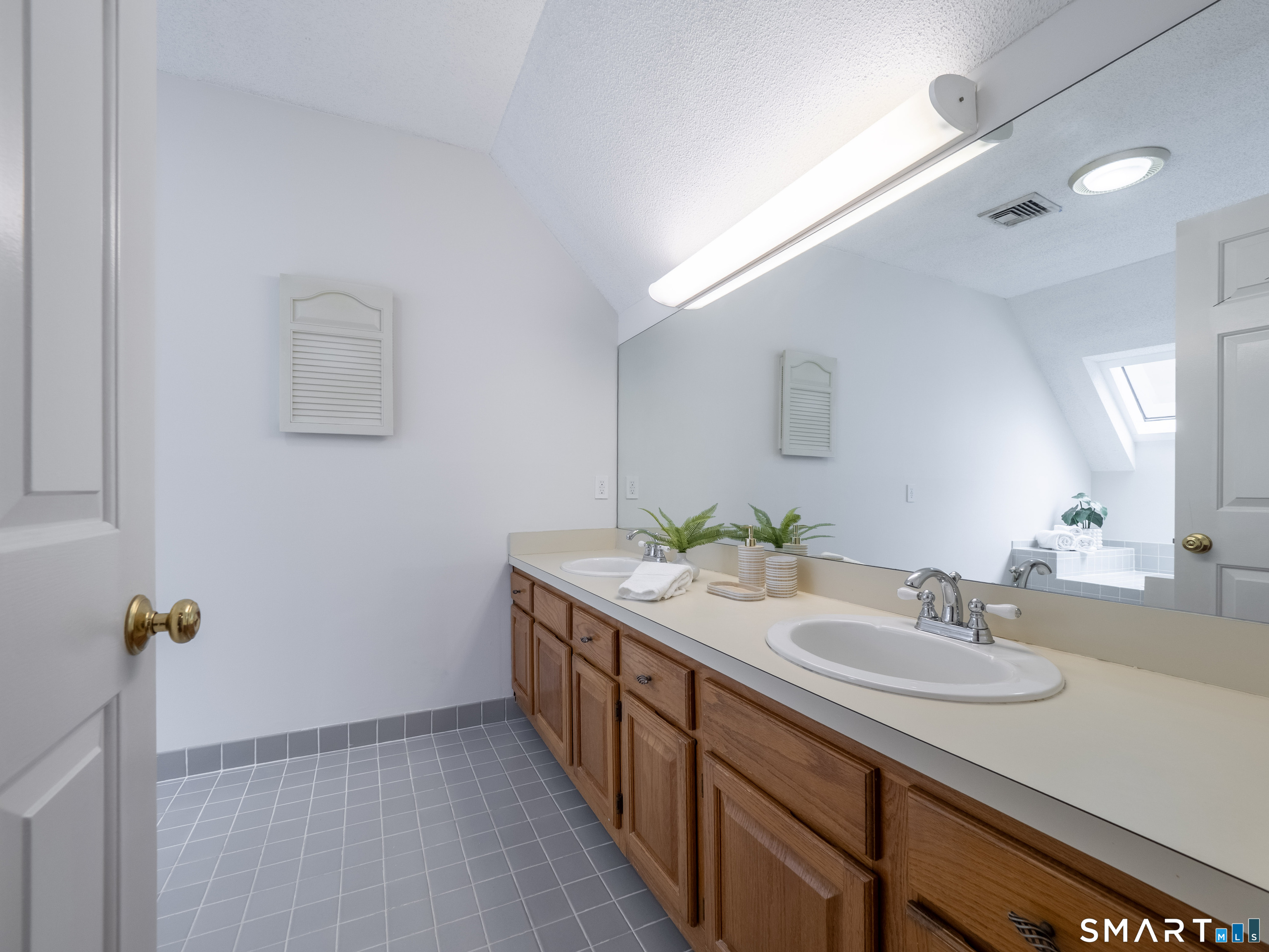 37 Wilton Crest Wilton CT 06897