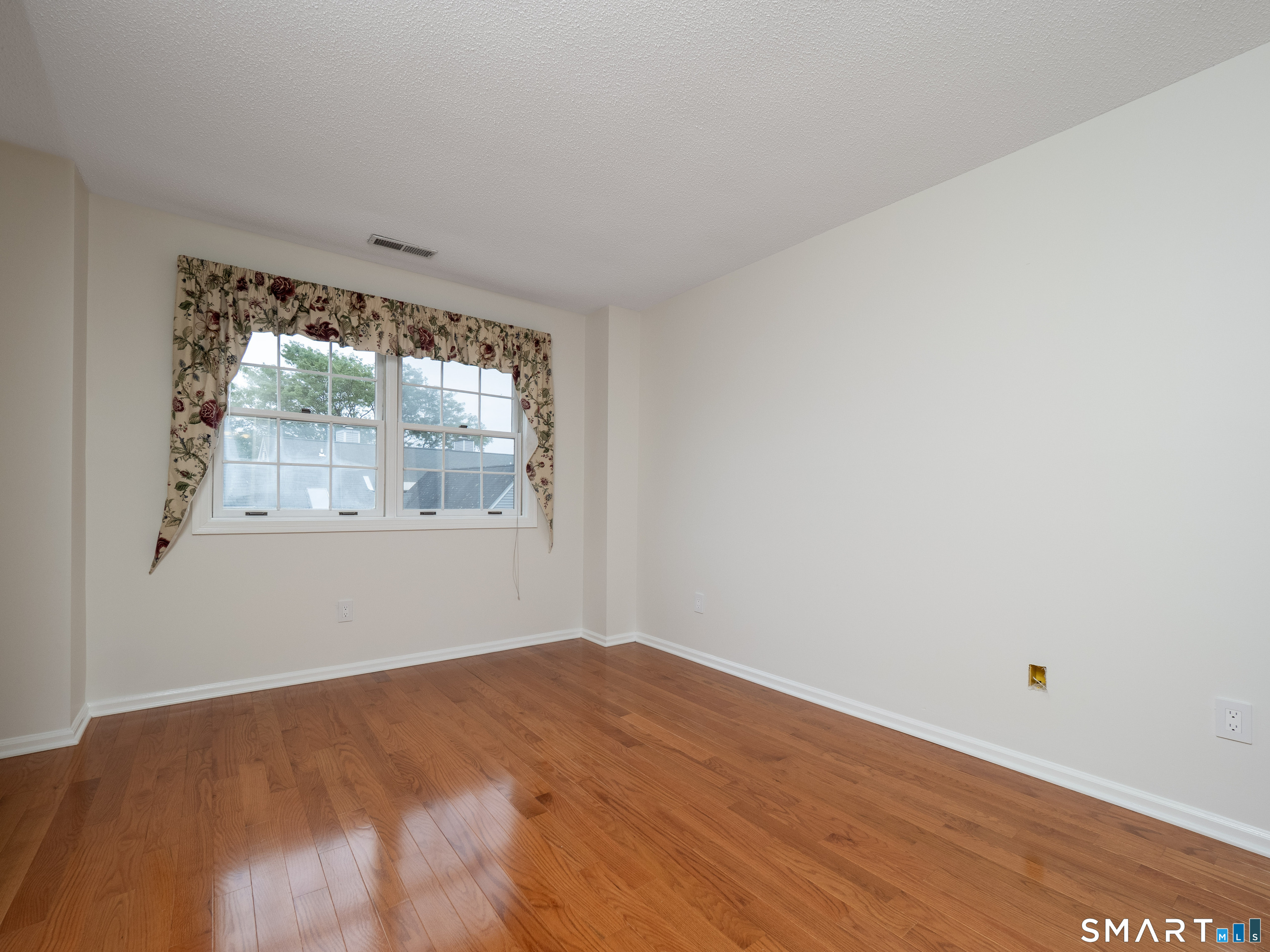 37 Wilton Crest Wilton CT 06897