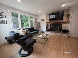 102 Old Barn West Road Stamford CT 06905