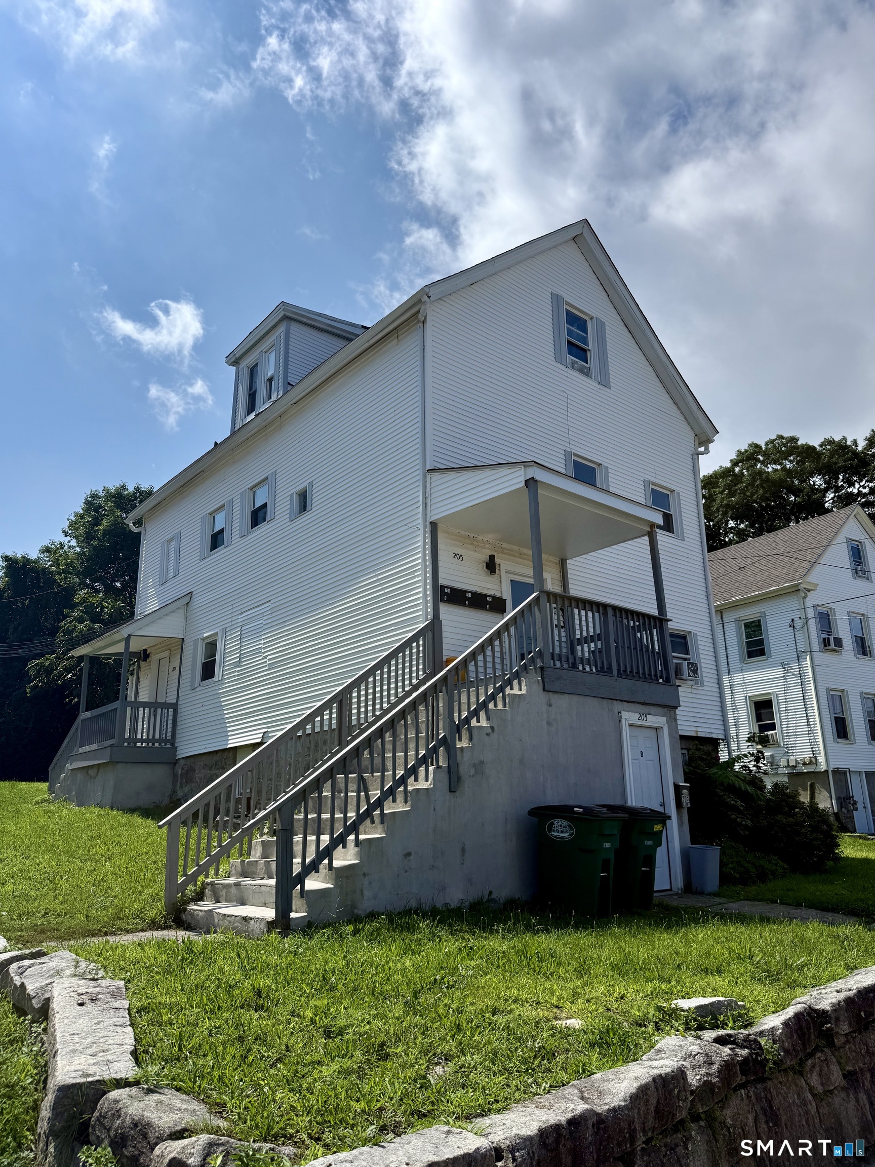 205 Shaw Street New London CT 06320
