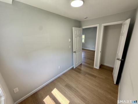 205 Shaw Street New London CT 06320