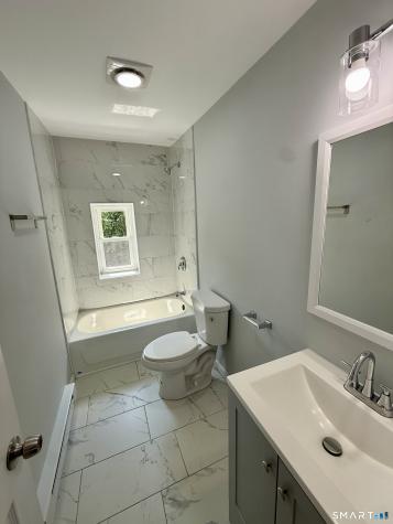 205 Shaw Street New London CT 06320