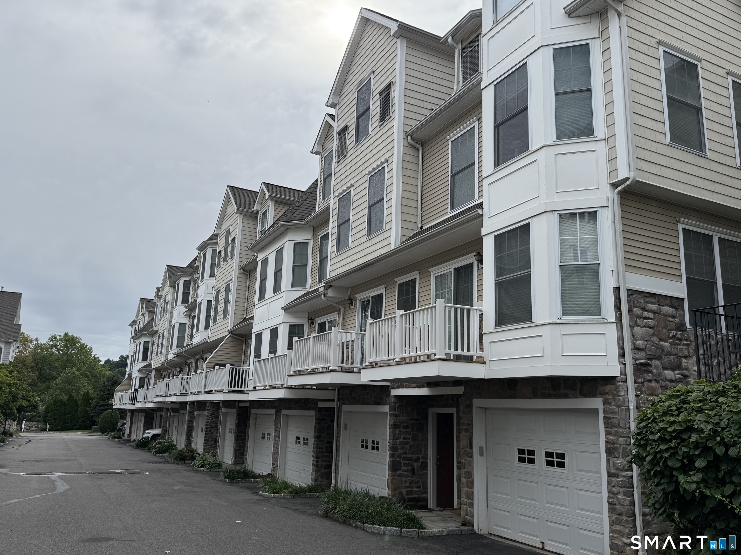 85 Camp Avenue Stamford CT 06907