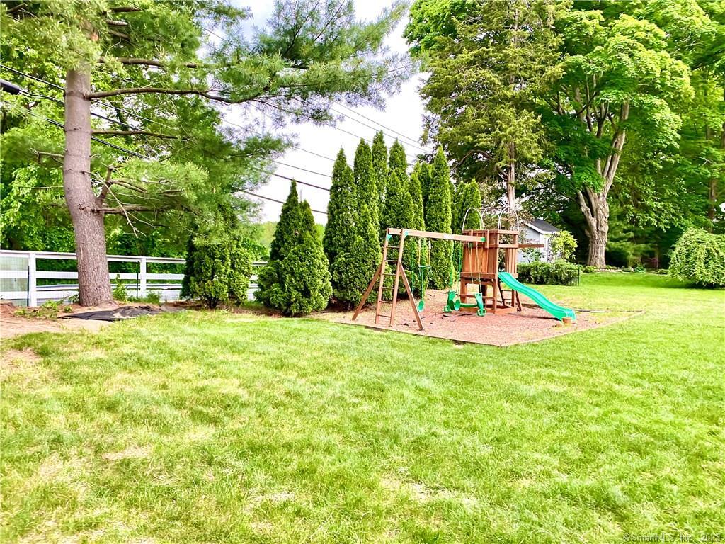 1 Lakewood Drive South Windsor CT 06074