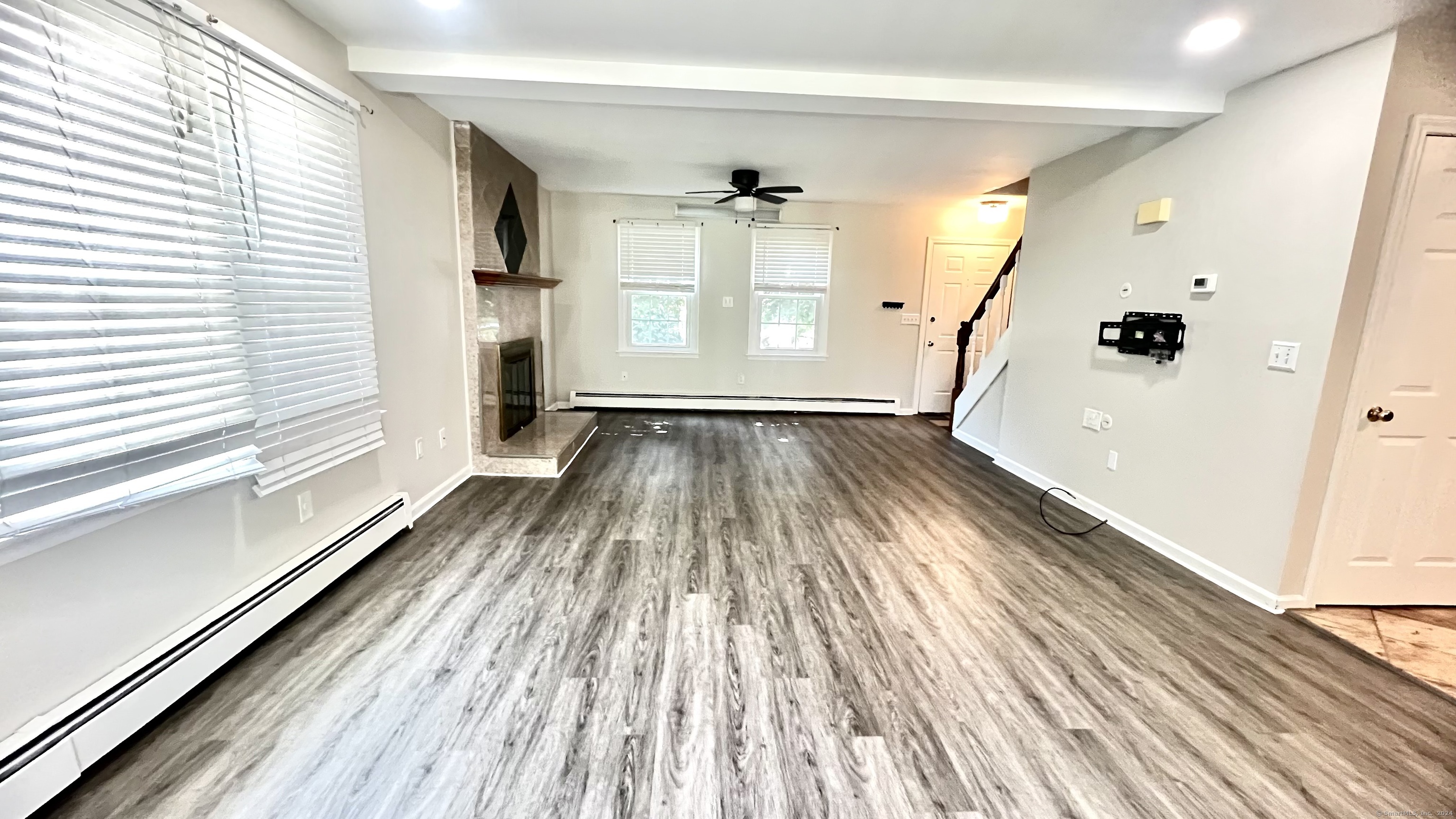 1 Lakewood Drive South Windsor CT 06074