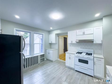 23 Lake Street Waterbury CT 06708