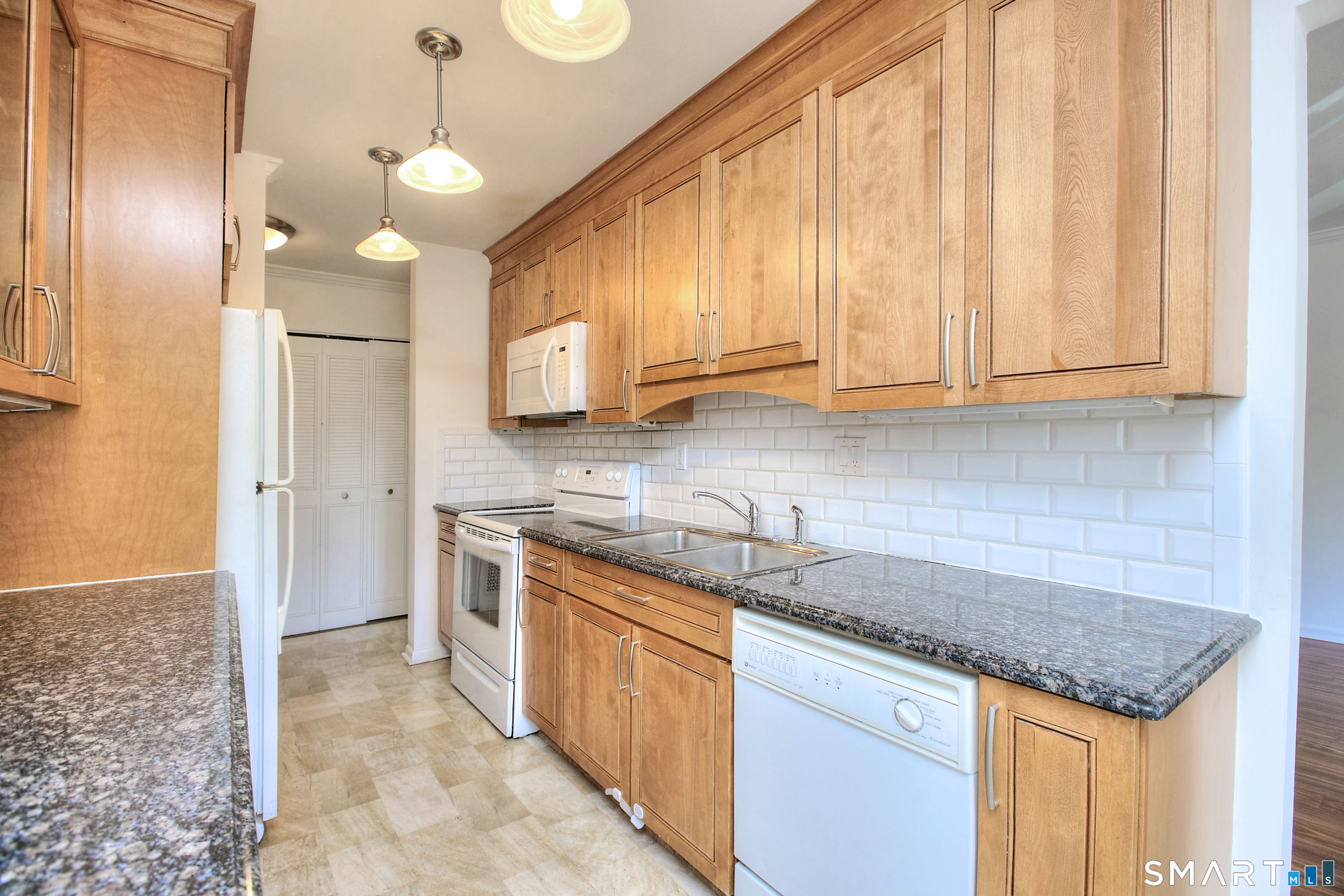 109 Southport Woods Drive Fairfield CT 06825